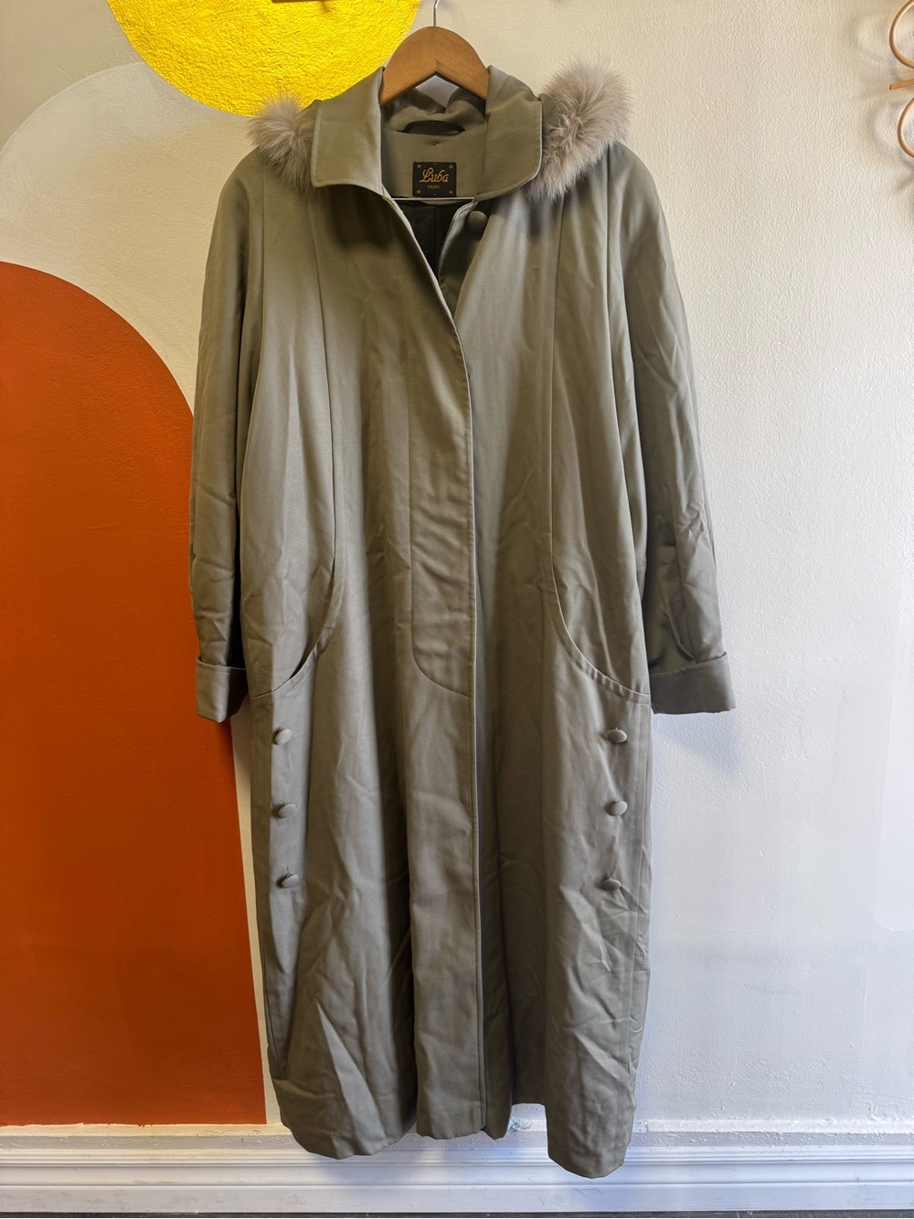 Old Money 90s Luba Paris Pure Virgin Wool Canadian Made • Real Fur Trim Hood